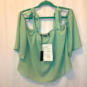 🔥Buffalo Mint Cold Shoulder Top